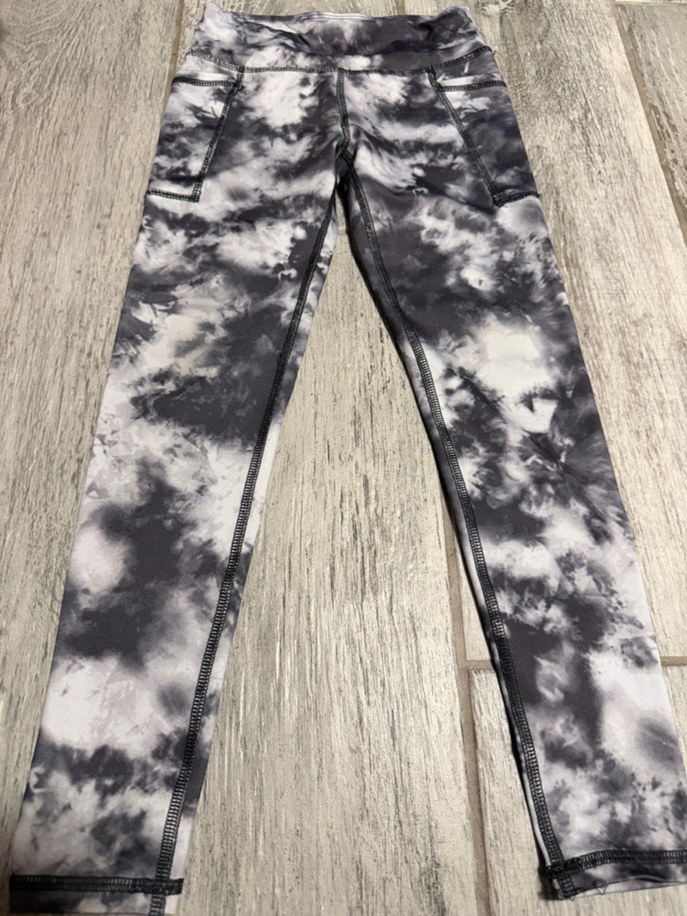 Athletic Works Kids Black & White Tie-Dye Leggings with Side Pockets 6/6X